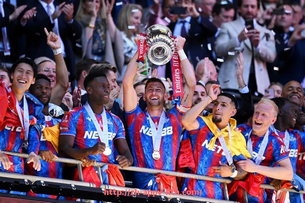 华体会hth官方网站下载-英超球队reebok:Reebok与英超球队的合作与品牌影响